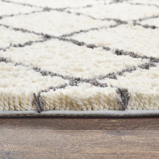 Shaggy Rug-Moraco-White Grey-Pile.jpg