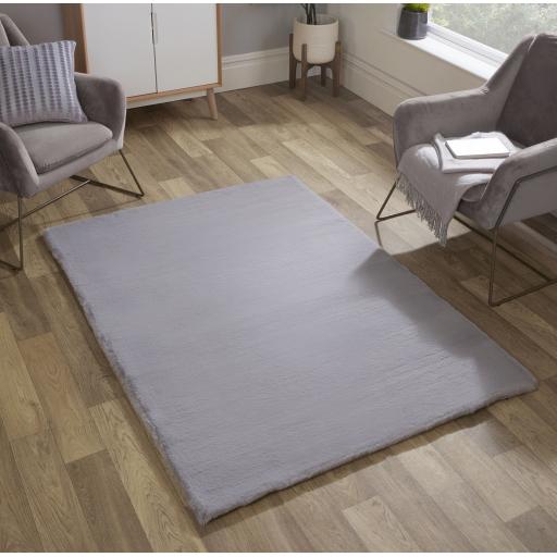 UHL - Fur Rug Silver LR.jpg