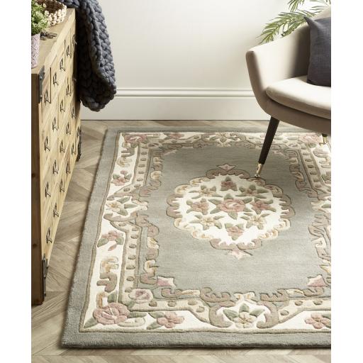 Origins Aubusson Shensi Traditional Wool Round, Hallway, Halfmoon Rug in Grey