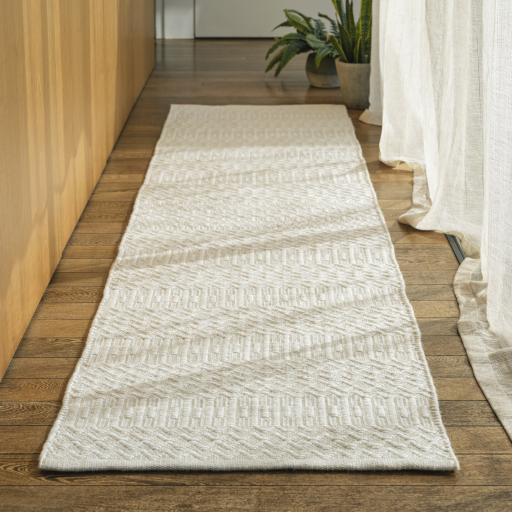 Halsey Natural Runner LS.jpg