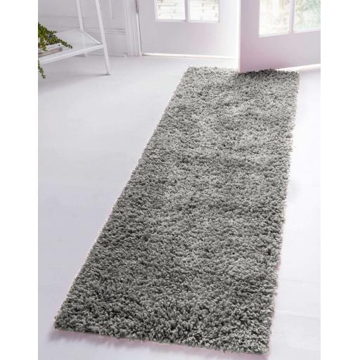 Retro Shaggy Grey runner room.jpg