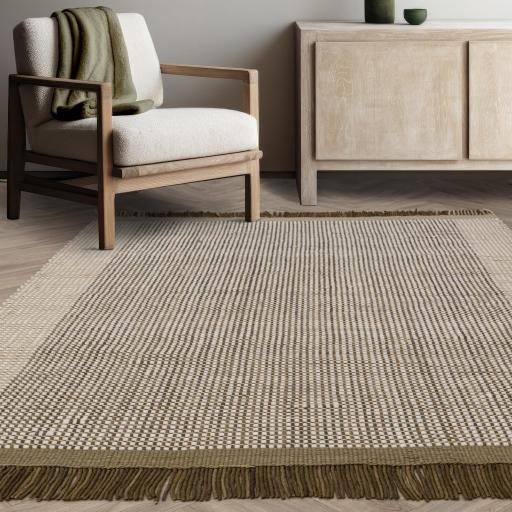 Avalon Modern Fringed Wool Hand Woven Flatweave Plain Rug in Forest Green