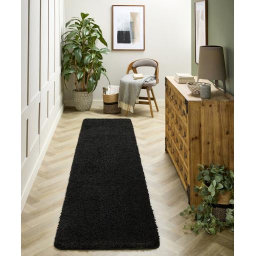 Black-67x300-Lifestyle.jpg