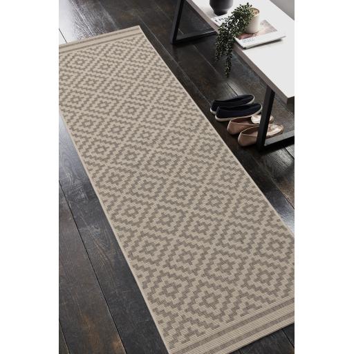 Patio PAT11 Diamond Grey Runner LS_2.jpg