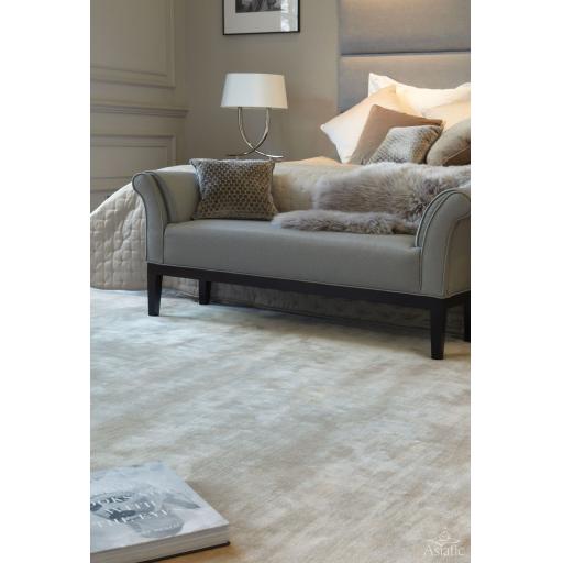 Katherine Carnaby Chrome Hand Made Rug Modern Plain Viscose Silky Shiny Luxurious Pearl Cream Rug