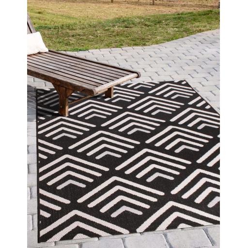 Chevron Outdoor Rug for Garden Patio Picnic Travel Indoor Kitchen Summer Breeze Black Rug