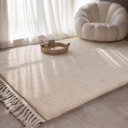 Fes FE04 Shaggy Rug Moroccan Berber Modern Bohomian Soft Touch Tufted Tasseled Cream White Plain Rug