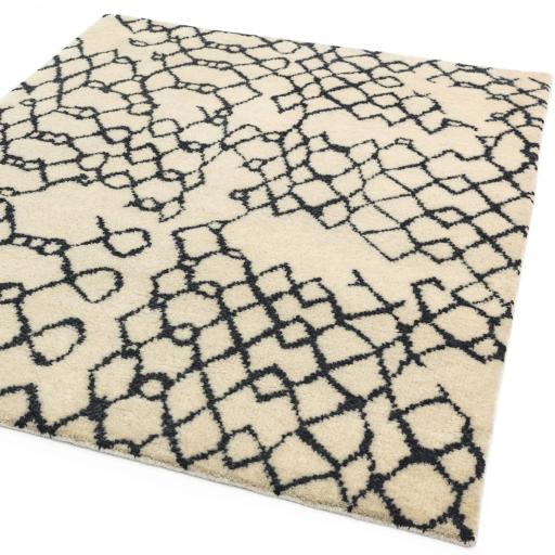 Amira AM07 Hand Made Moroccan Berber Abstract Rug in Monochrome