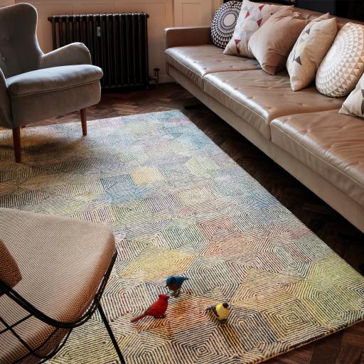 Camden Wool Viscose Hand Tufted Geometric Kaleidescope Cream Multi Coloured Rug in Medium Size 120x170 cm