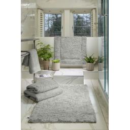 Multi Grey mats & towels.jpg