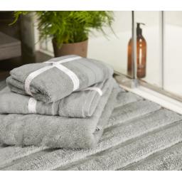 Grey Towels L1.jpg