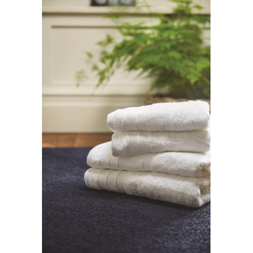 Bamboo white towels L1.jpg