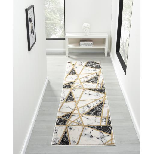 0185MA BLACK & CREAM RUNNER ROOMSET.jpg
