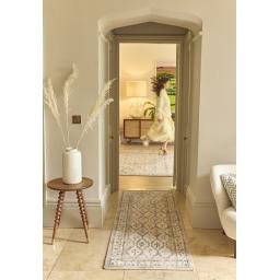 English Garden Runner L2.jpg