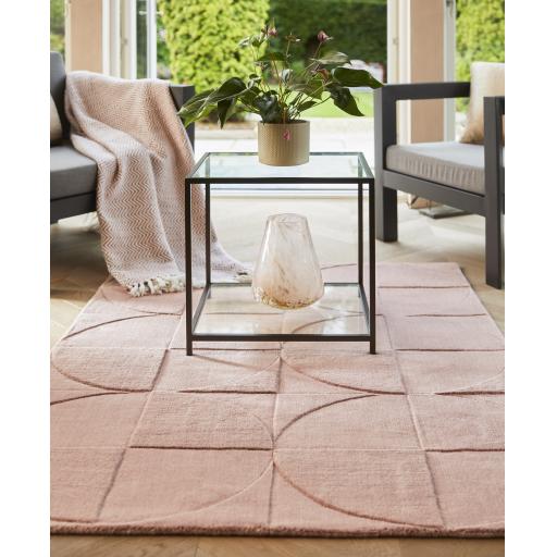 Origins Penny 3D Hand Carved Geometric Wool Rug in Blush Pink