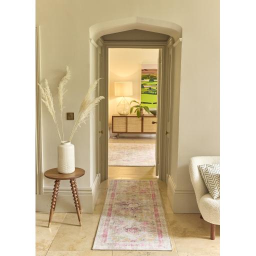 Neo Classical Runner L1.jpg