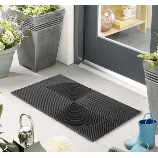 My Mat Reversible Black Rubber Curve Doormat in 45 x 75 cm