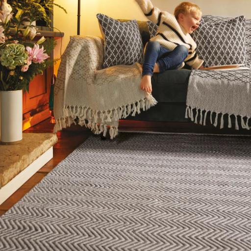 Hug Rug Woven Washable Reversible Herringbone Outdoor Indoor Rug in Warm Grey