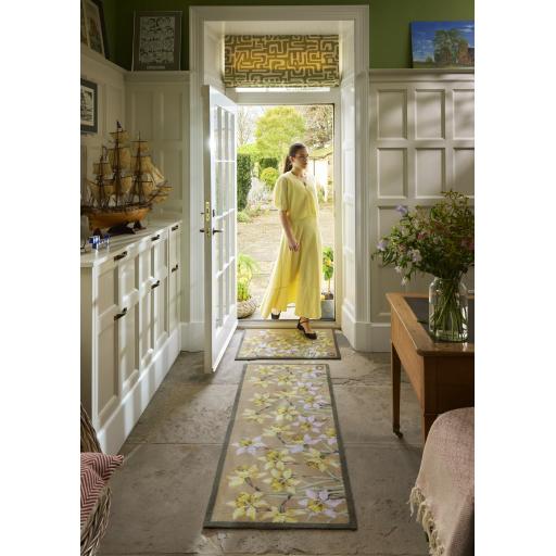 Daffodil Blooms L1.jpg