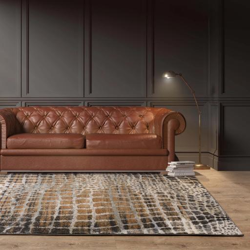 Quantum Giraffe Print QU02 High Shine Rug in Beige Brown