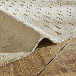 PR-102 SQUARES IVORY ROLL.jpg