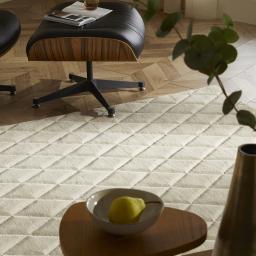 PR-103 DIAMONDS BEIGE Social 1.jpg