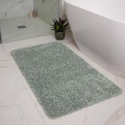 Fleck-Green-Runner-67x120-Lifestyle_01.jpg