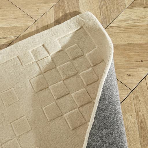 PR-102 SQUARES IVORY CORNER.jpg