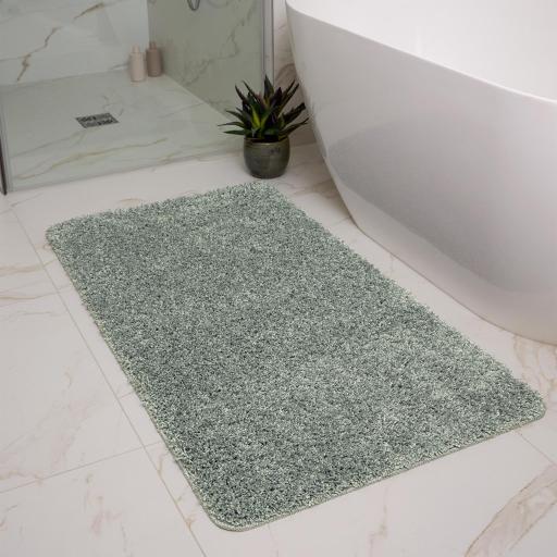 Fleck-Green-Runner-67x120-Lifestyle_01.jpg