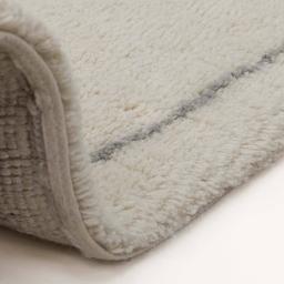 azera_lineal_rug_3.jpg
