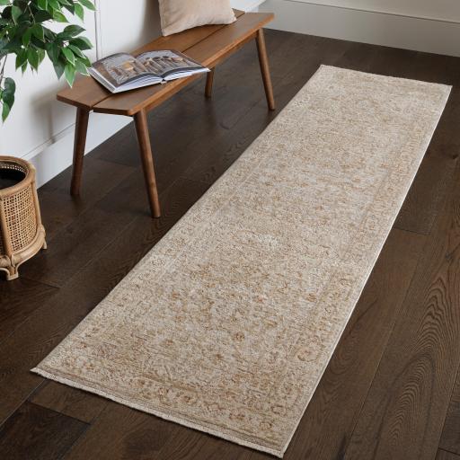 Heriz HE01 Serapi Beige Runner LS SQ.jpg