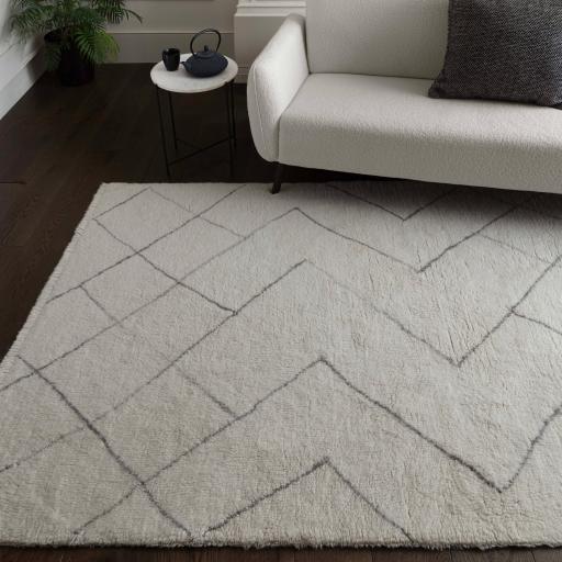 azera_rhombus_ls_sq.jpg