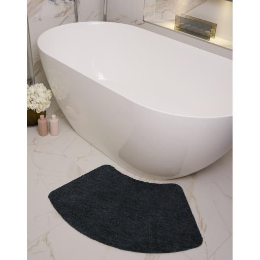 My Bath Soft Curve Bath Mat Charcoal L_01.jpg