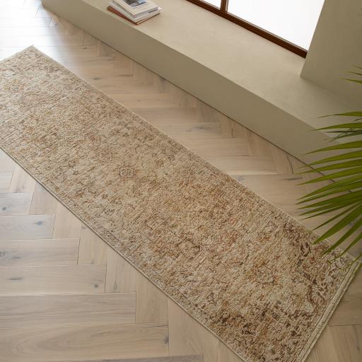 Heriz HE03 Serapi Copper Runner LS SQ.jpg