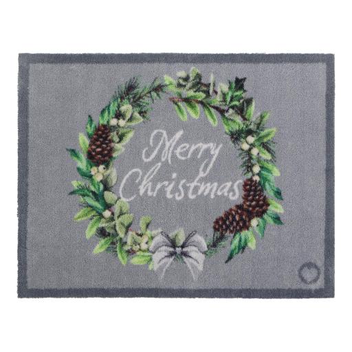 Christmas-Wreath-Mat-Overhead.jpg