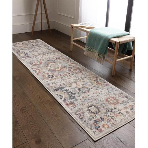 Flores FR02 Mina Runner LS.jpg
