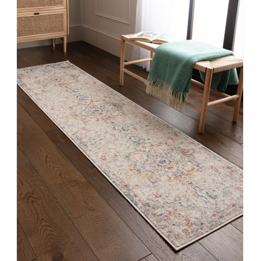 Flores FR08 Laleth Runner LS Next.jpg