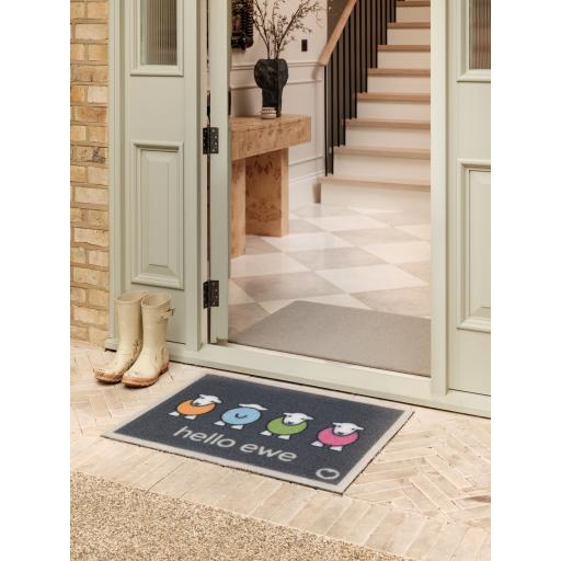 Hello Ewe Outdoor L_03.jpg