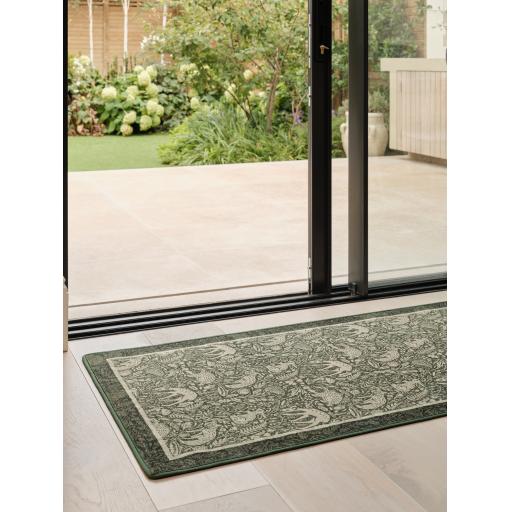 Whimsical Woodland Green Runner L_01.jpg