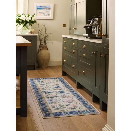 The Lady Rose Runner L_01.jpg