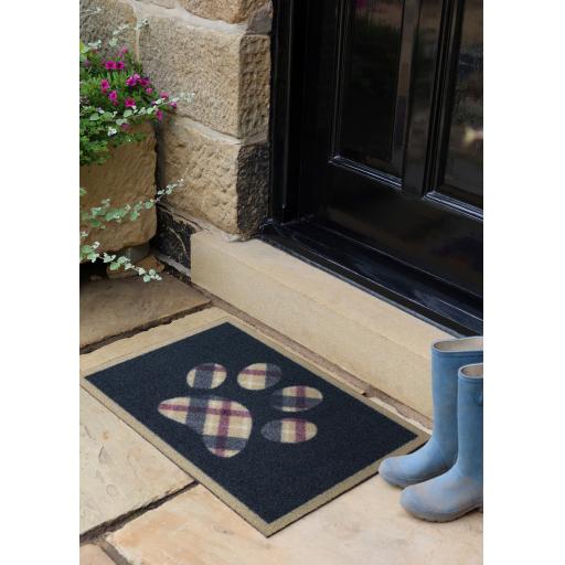 Tartan Paw Outdoor L_01.jpg