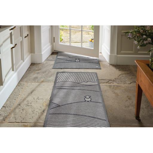 Herdy Line Mat Runner L_01.jpg