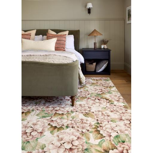 Hug Rug Eco-Washable Wild Hydrangea Non-Slip Floral Rug