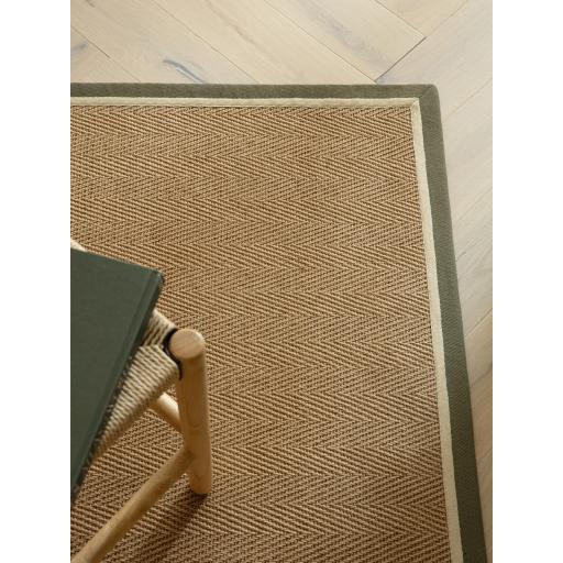 Bordo Herringbone Khaki CL Next.jpg