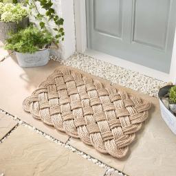 Outdoor-Lovers-Knot-Beige-Mat-Lifestyle_01_2048x.jpg