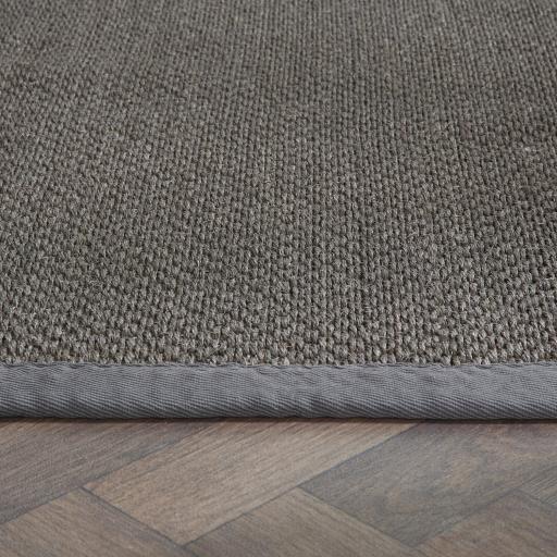 Dark Grey Runner Detail.jpg