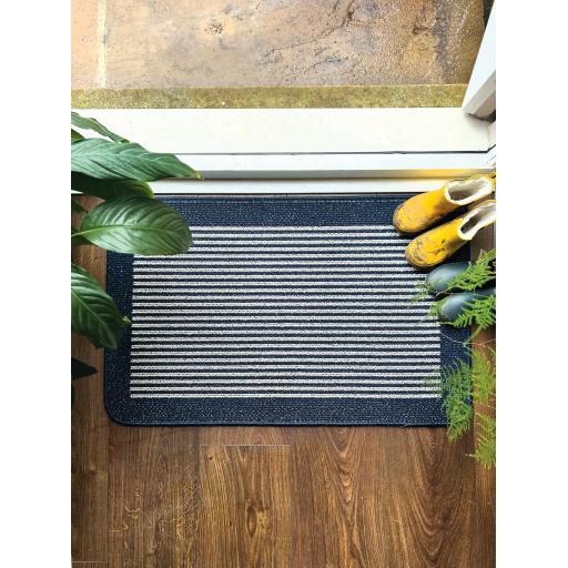 50x80DurableStripeNavyL1.jpg