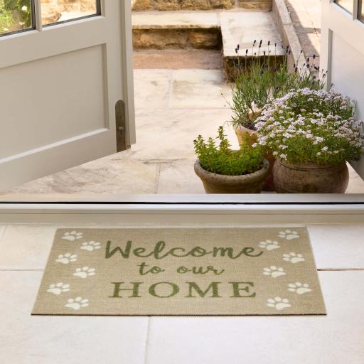 Welcome-Paws-Mat-Doorway-Lifestyle_ed626aa8-faa3-4843-87fd-b933868d8b1e.jpg
