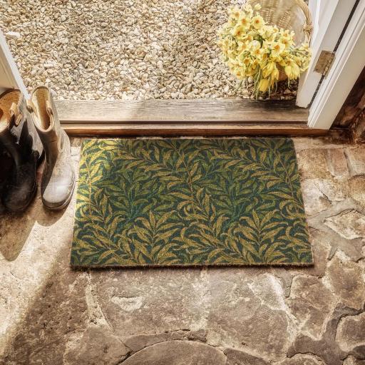 Morris-_-Co-Printed-Coir-Willowbough-45X75-Lifestyle.jpg