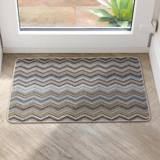 Candy-Multi-Natural-Zigzag-Mat-50x75-Lifestyle_01.jpg